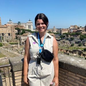 Meet your Posher, Kayla